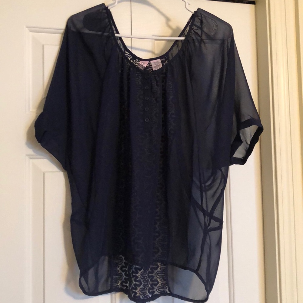 Short sleeve shirt